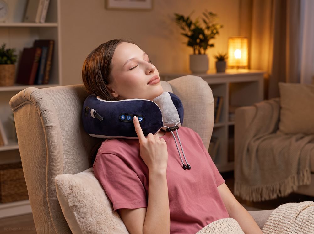 Дорожная подушка-массажер inRelax, синяя — фотография товара 17 из 18