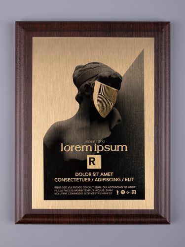 Плакетка Plaque, малая, венге с золотистой пластиной: сублимация — пример готового нанесения, фото 1 из 3