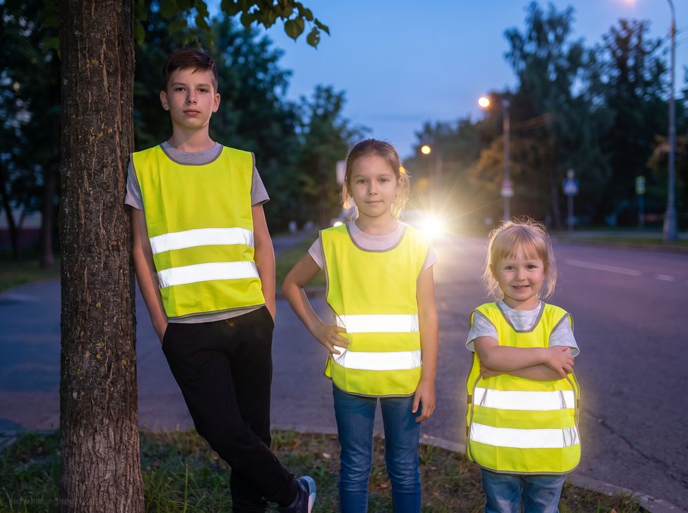 Жилет детский со светоотражающими элементами CO-1д, желтый неон — фотография товара 6 из 6